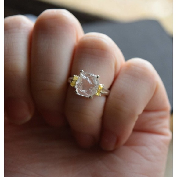 alternative raw diamond engagement ring raw crystal size 4 5 6 7 8 8 9 1… - Picture 5 of 5